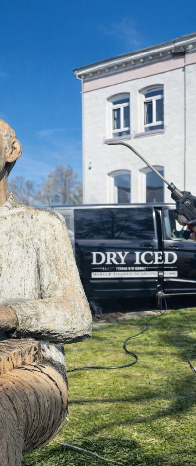 dry-iced-historic-woodclean-10